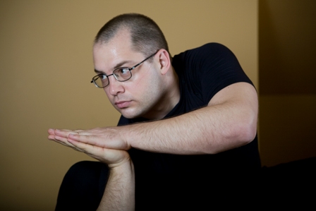 Сергей Агапкин в черном