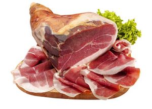 вкусная вырезка из ветчины с зеленью